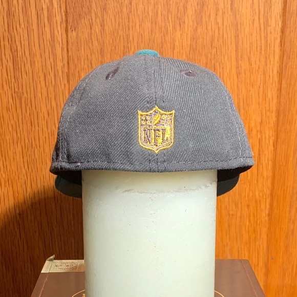 Mini New Era Fitted Cap sz 4 1/4. For looking at! - Picture 2 of 2